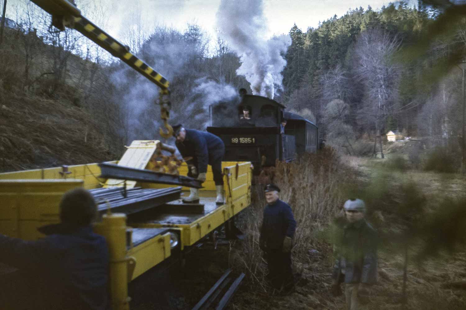 Gleisverladung auf Abbauzug